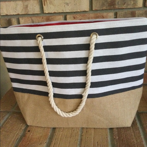 Aloha Handbags - 91. NWT ALOHA CANVAS AND LINEN BAG